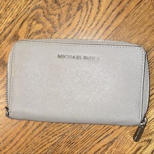 Michael Kors Light Gray Textured Wallet